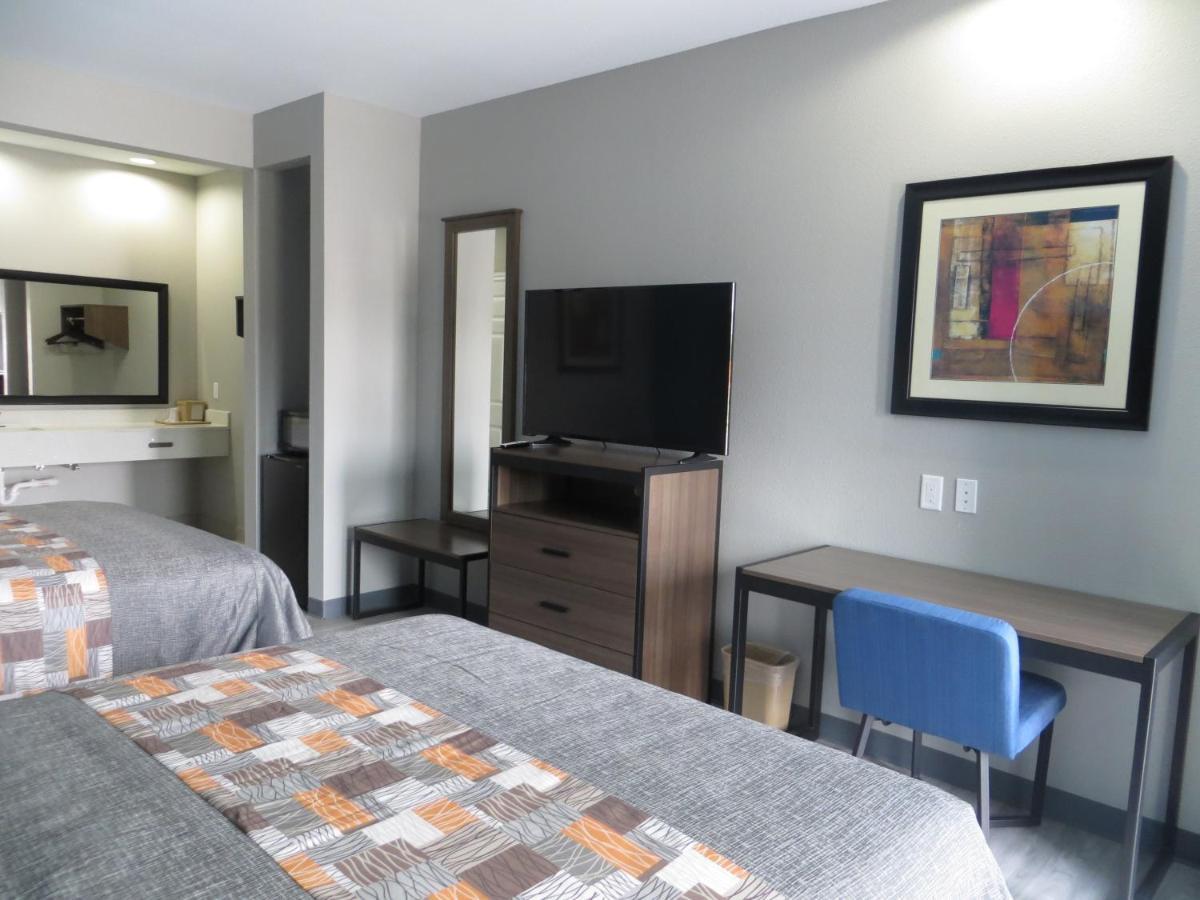 Haven Inn & Suites Willowbrook (Adults Only) Houston Esterno foto